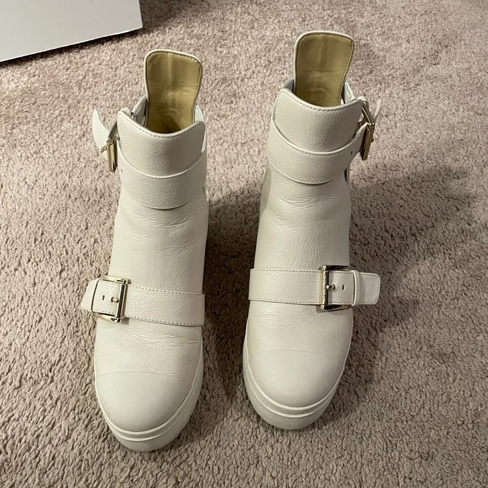 Michael Kors Corey Boots - Picture 2 of 2
